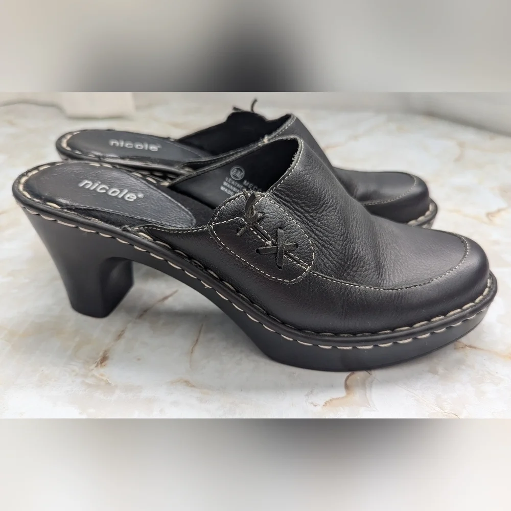 NICOLE Platform Mule Clogs Leather Upper Black Slip On Heeled Clogs Size 8.5 M